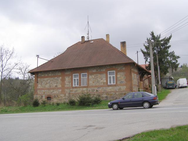 Schwarzenberská bývalá lesovna (fořtovna) ve Skočicích